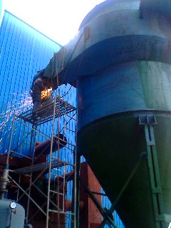 長沙水泵廠-拋丸室布袋除塵器改造現場